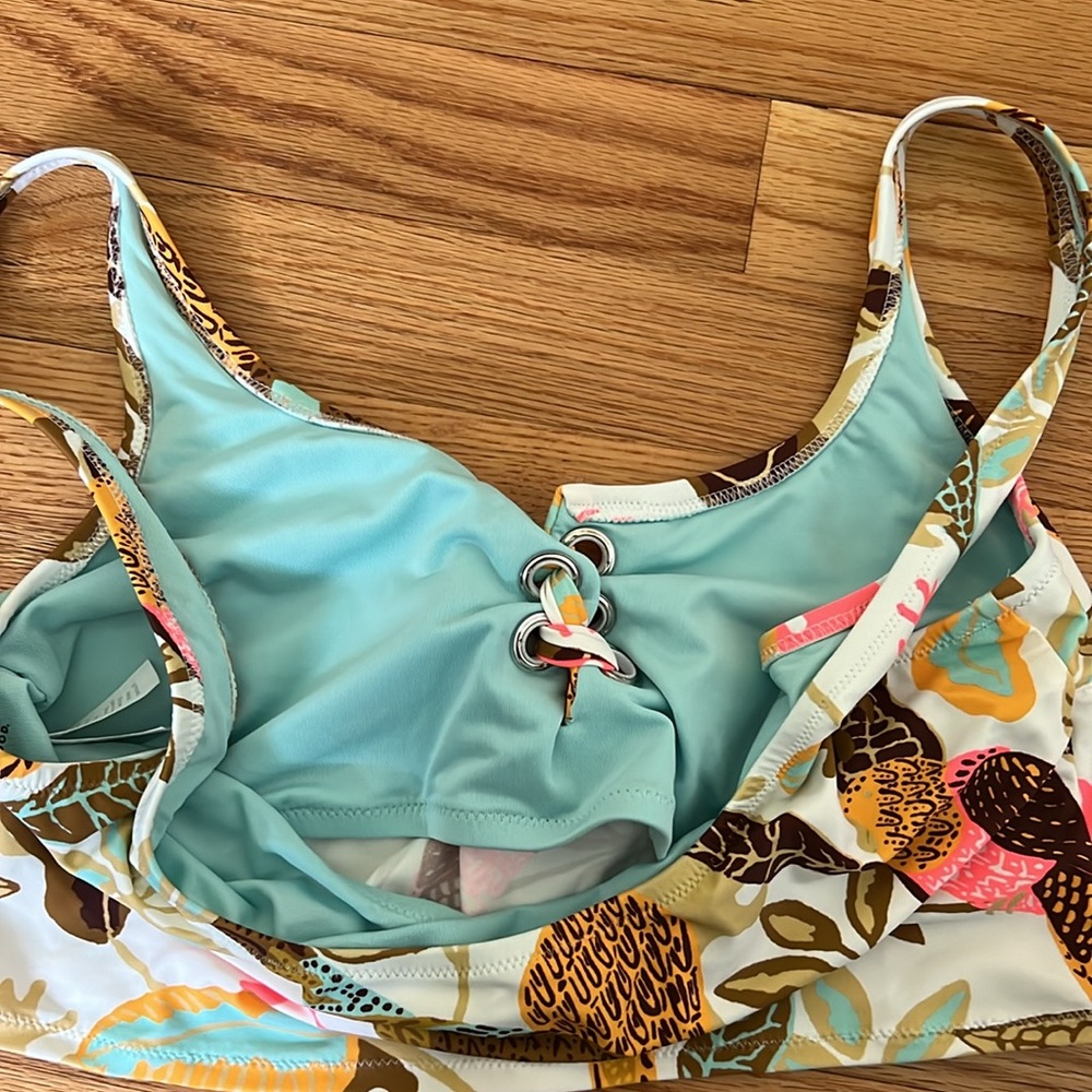 LAST CHANCE- 🩵Aerie bikini top🩵 - Picture 4 of 5